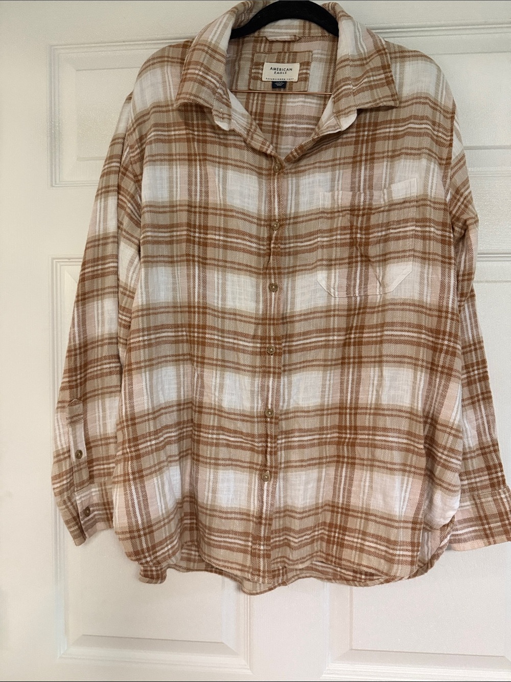 American Eagle Outfitters Tan and White Plaid Button-Up Shirt